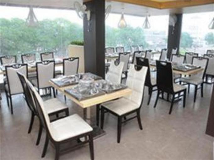 Royal Inn Ankleshwar Luaran gambar